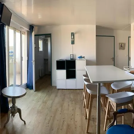 Superbe T3 Les Pieds Dans L'eau, Parking, Piscine En Ete Lacanau