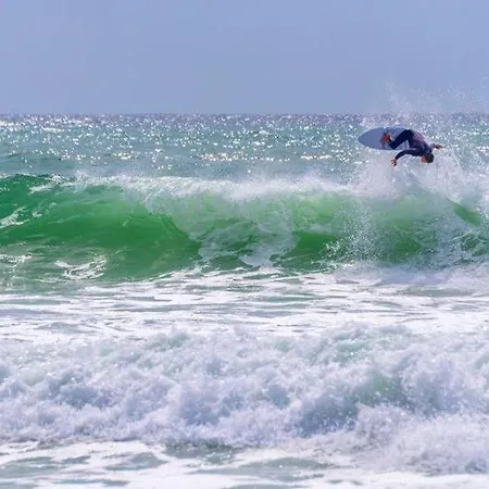 Superbe T3 Les Pieds Dans L'eau, Parking, Piscine En Ete Apartmán *