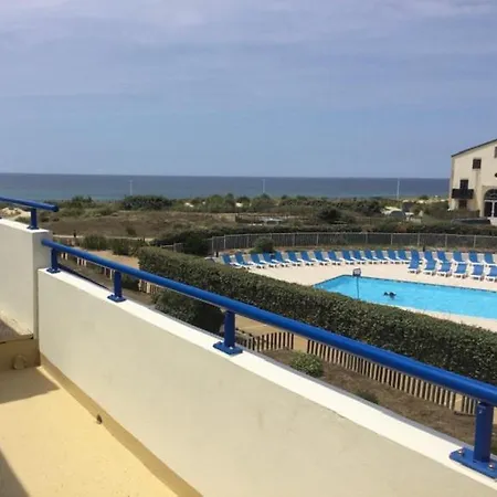 Superbe T3 Les Pieds Dans L'eau, Parking, Piscine En Ete